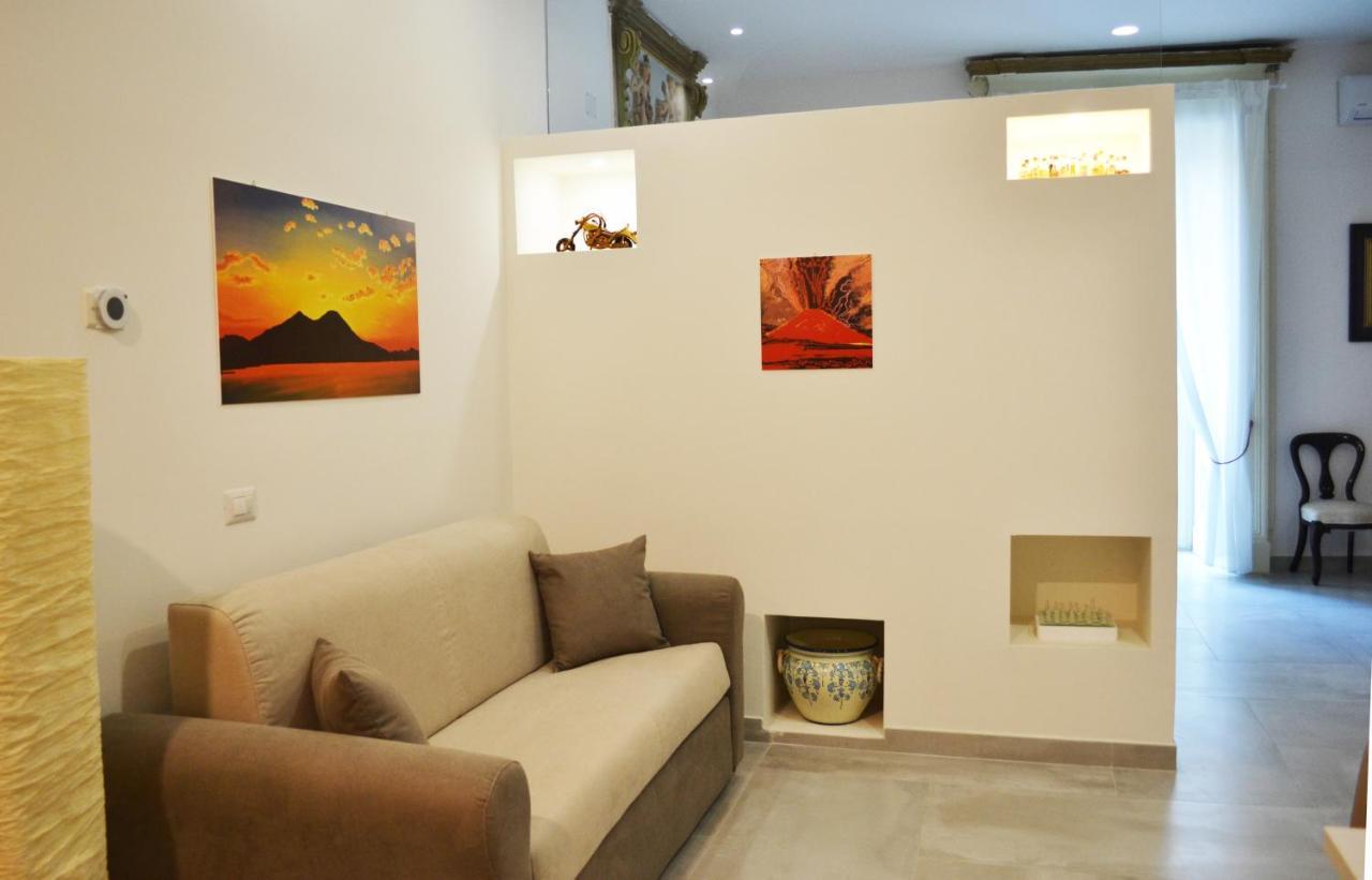 Questo Rinascimento Casa Brigitte Neapel Exteriör bild