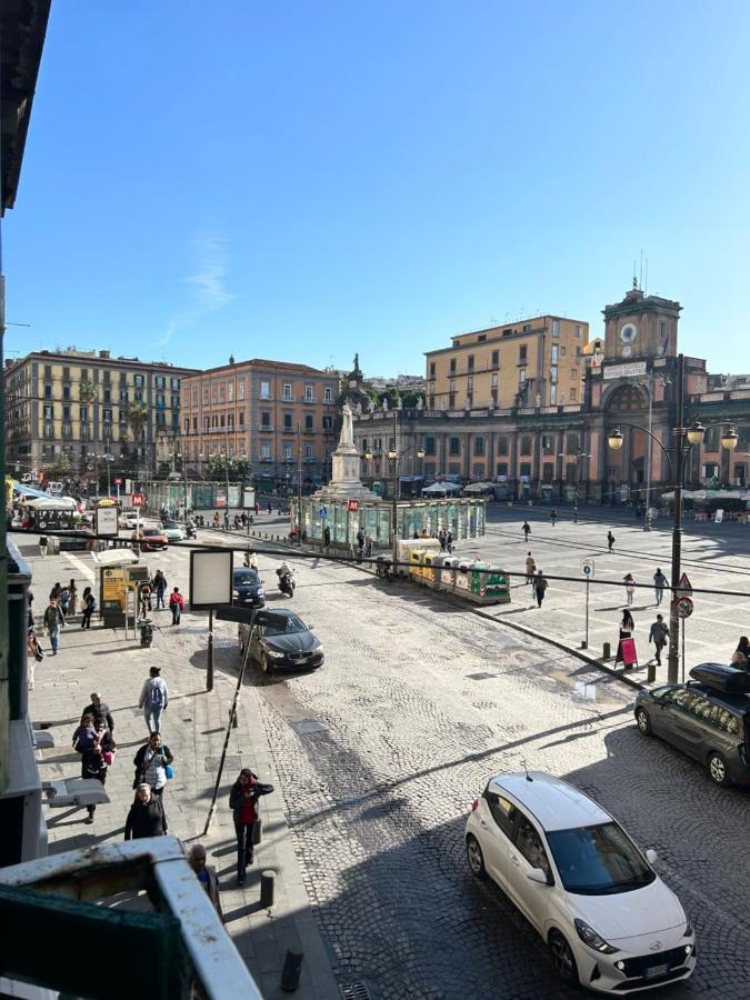 Questo Rinascimento Casa Brigitte Neapel Exteriör bild